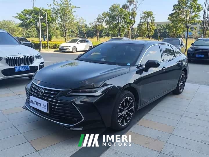 Toyota Avalon 2.0L Premium Edition