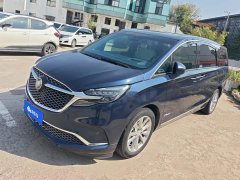 Buick GL8 Avenir Four-Seat Premium Edition - фото 1
