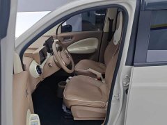 Wuling Hongguang MINIEV Fourth Generation Four-Door Advanced Edition - ფოტო 9