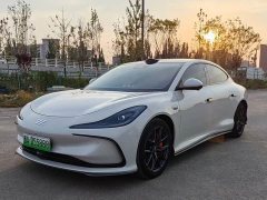 IM Motors Zhiji L6 Max Long Range Edition - photo 1