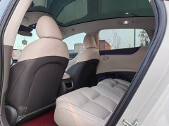 IM Motors Zhiji L6 Max Long Range Edition - photo 5