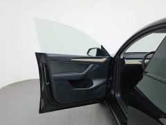 Tesla Model Y Standard Range RWD - фото 8