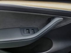 Tesla Model Y Standard Range RWD - фото 9