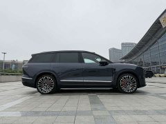 NIO ES8 Six-Seat Executive Signature Edition - ფოტო 4