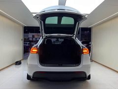 Tesla Model Y Rear-Wheel Drive - фото 17