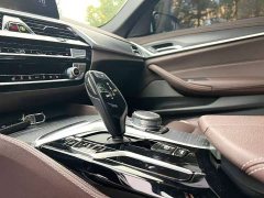 BMW 5 Series 530Li Premier M Sport Package - ფოტო 5