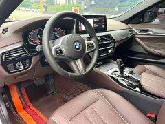 BMW 5 Series 530Li Premier M Sport Package - ფოტო 6