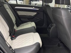 Volkswagen Magotan 2 Million Units Commemorative Edition 330TSI DSG Luxury - ფოტო 11