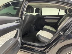Volkswagen Magotan 2 Million Units Commemorative Edition 330TSI DSG Luxury - ფოტო 13