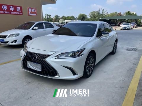 2024 Lexus ES 200 Premium Edition - автомобиль из Китая