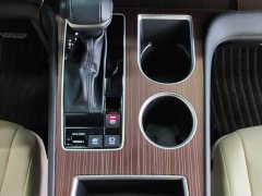 Toyota Grevias 2.5L Hybrid Premium Plus Edition - photo 12