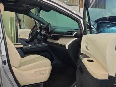 Toyota Grevias 2.5L Hybrid Premium Plus Edition - photo 8