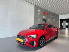 Audi A3 A3L Limousine 35 TFSI Version - ფოტო 1