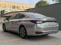 Lexus ES 200 Premium Edition - ფოტო 7