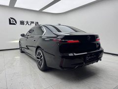 BMW 7 Series 735Li M Sport Package - фото 5
