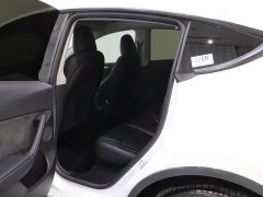 Tesla Model Y Rear-Wheel Drive - фото 12
