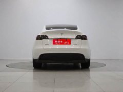 Tesla Model Y Rear-Wheel Drive - фото 5