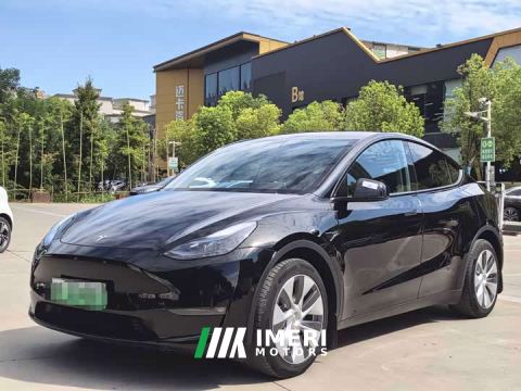 2022 Tesla Model Y Long Range All-Wheel Drive