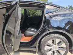 Tesla Model Y Long Range All-Wheel Drive - photo 12