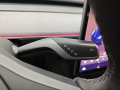 Tesla Model Y Rear-Wheel Drive - ფოტო 13
