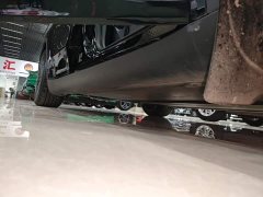 Tesla Model Y Rear-Wheel Drive - ფოტო 20
