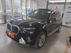 BMW X7 xDrive40i Premier Luxury Package - ფოტო 1