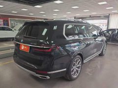 BMW X7 xDrive40i Premier Luxury Package - ფოტო 3