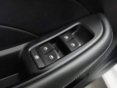 SAIC MG i5 1.5L Automatic 4G Connected Flagship Edition - ფოტო 9