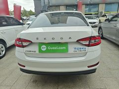 Skoda Octavia 1.5L Automatic Smart Comfort Edition - ფოტო 5