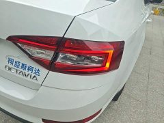 Skoda Octavia 1.5L Automatic Smart Comfort Edition - ფოტო 7