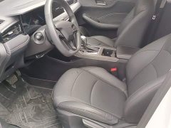 SAIC MG i5 1.5L CVT Luxury - ფოტო 14