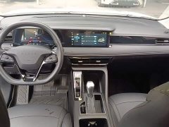 SAIC MG i5 1.5L CVT Luxury - ფოტო 9
