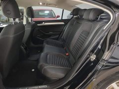 Volkswagen Magotan 280TSI DSG Comfort - ფოტო 16