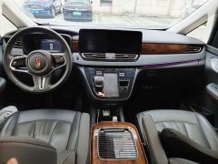 FAW Red Flag HQ9 PHEV 2.0T AWD Luxury - ფოტო 13