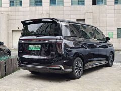 FAW Red Flag HQ9 PHEV 2.0T AWD Luxury - ფოტო 4