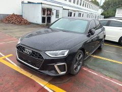 Audi A4L 40 TFSI quattro Luxury Sport Edition - ფოტო 1