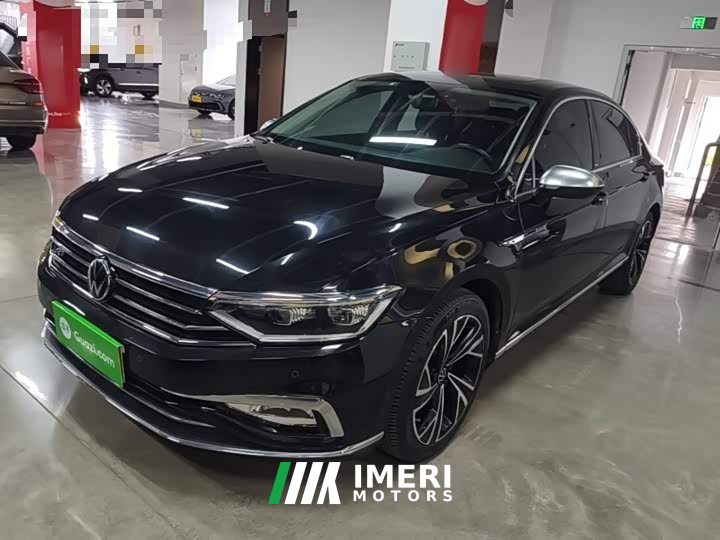 Volkswagen Magotan 330TSI DSG Luxury - ავტომობილი ჩინეთიდან