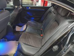 Volkswagen Magotan 330TSI DSG Luxury - ფოტო 16