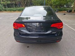 Volkswagen Bora Facelift Bora Legend 1.5L Manual Fashion National VI - ფოტო 5