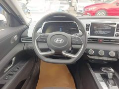 Hyundai Elantra 1.5L CVT GLS Leading Edition - ფოტო 10