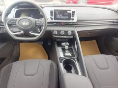 Hyundai Elantra 1.5L CVT GLS Leading Edition - ფოტო 9