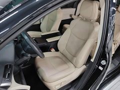 Toyota Grevias 2.5L Hybrid Premium Plus Edition - ფოტო 14