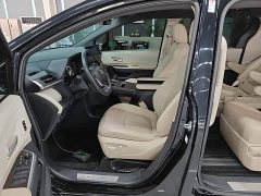 Toyota Grevias 2.5L Hybrid Premium Plus Edition - ფოტო 15