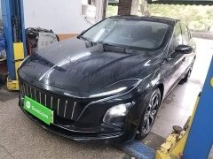 FAW Red Flag E-QM5 Facelift Base Mobility Edition - ფოტო 1