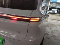 Li Auto L6 Pro Smart Refresh Edition - ფოტო 7