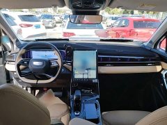 Geely Boyue L 1.5TD DCT Luxury - ფოტო 9