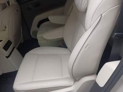 Li Auto i8 Standard Edition - фото 16