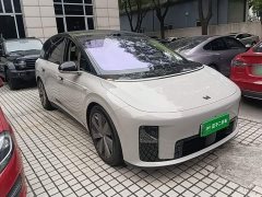 Li Auto i8 Standard Edition - фото 3