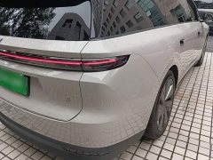 Li Auto i8 Standard Edition - фото 7