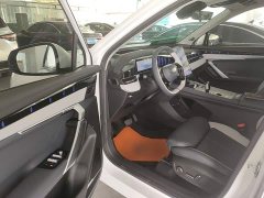 Geely Boyue L 1.5TD DCT Flagship - ფოტო 15